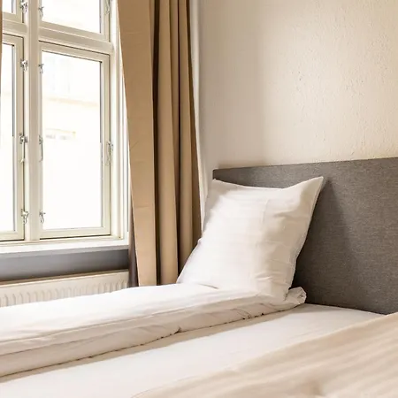 Authentic For 4 Guests