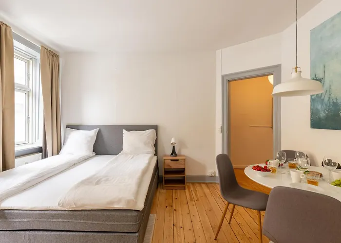 Authentic For 4 Guests Lägenhet