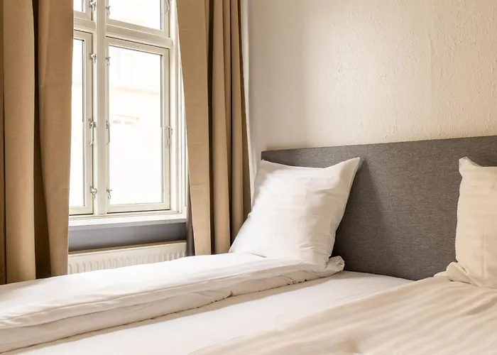 Authentic For 4 Guests